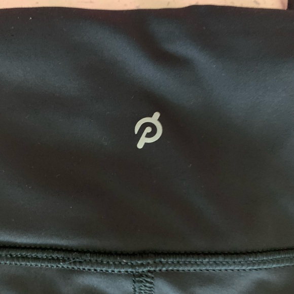 Peloton Black Cropped Leggings size Large - Picture 4 of 5
